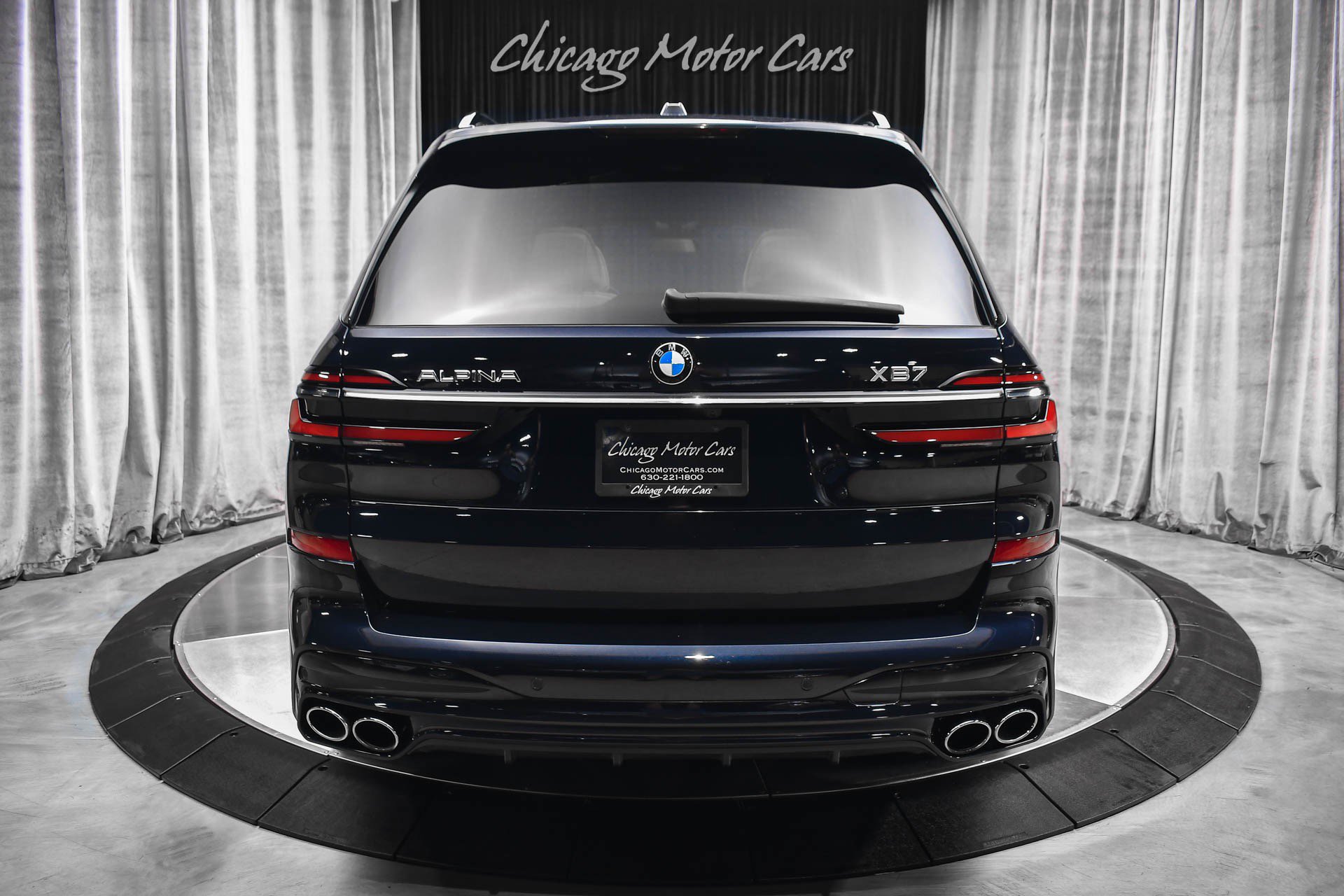 Used 2024 BMW ALPINA XB7 AWD/4WD image 4