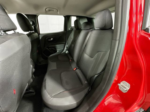 Used 2023 Jeep Renegade Trailhawk image 25