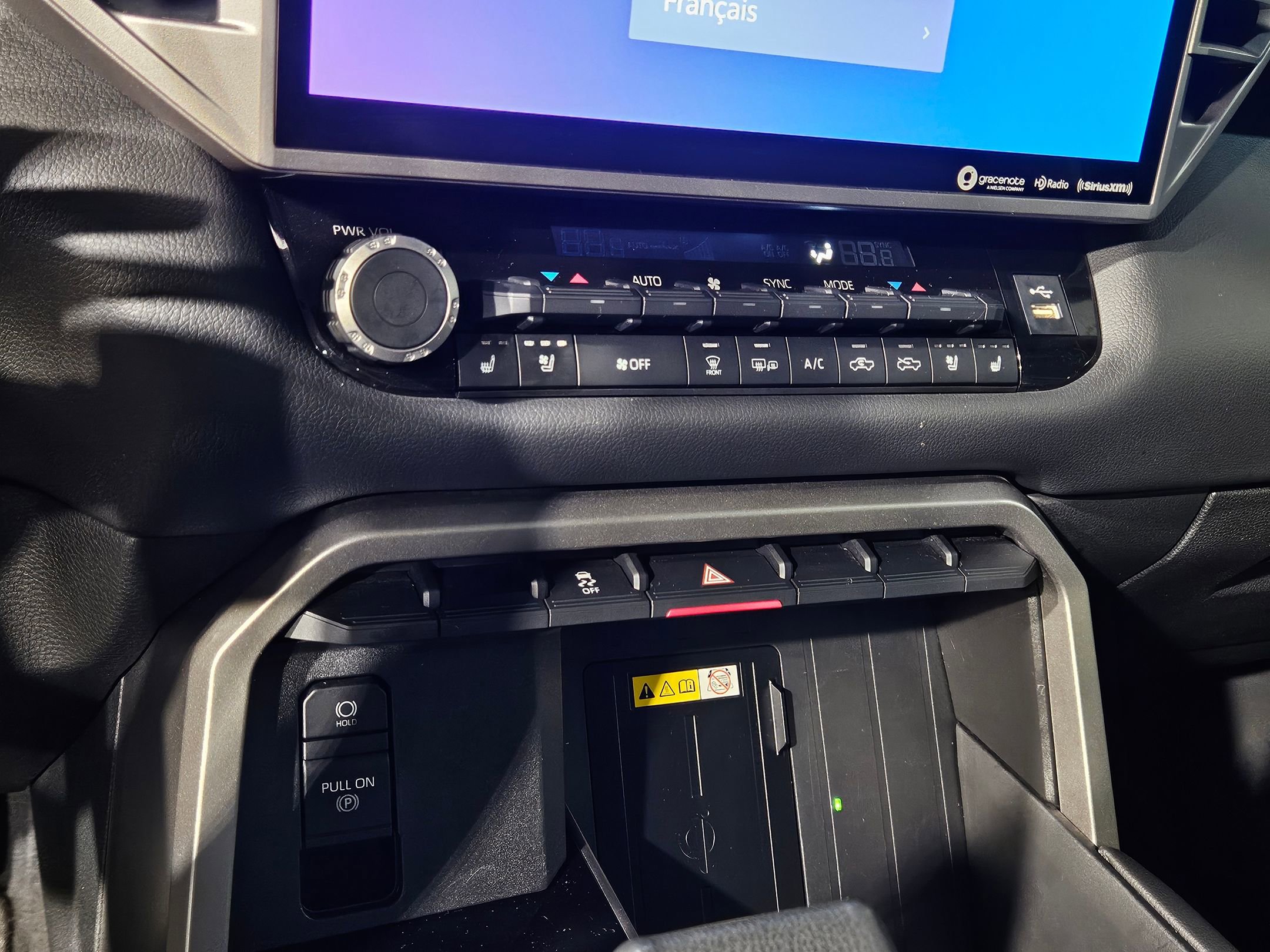 Used 2023 Toyota Tundra Limited w/ Power Package image 32