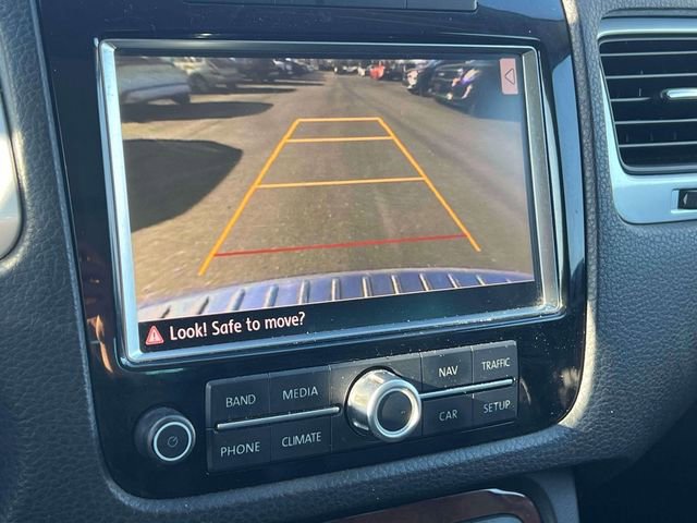 Used 2011 Volkswagen Touareg VR6 AWD/4WD image 36