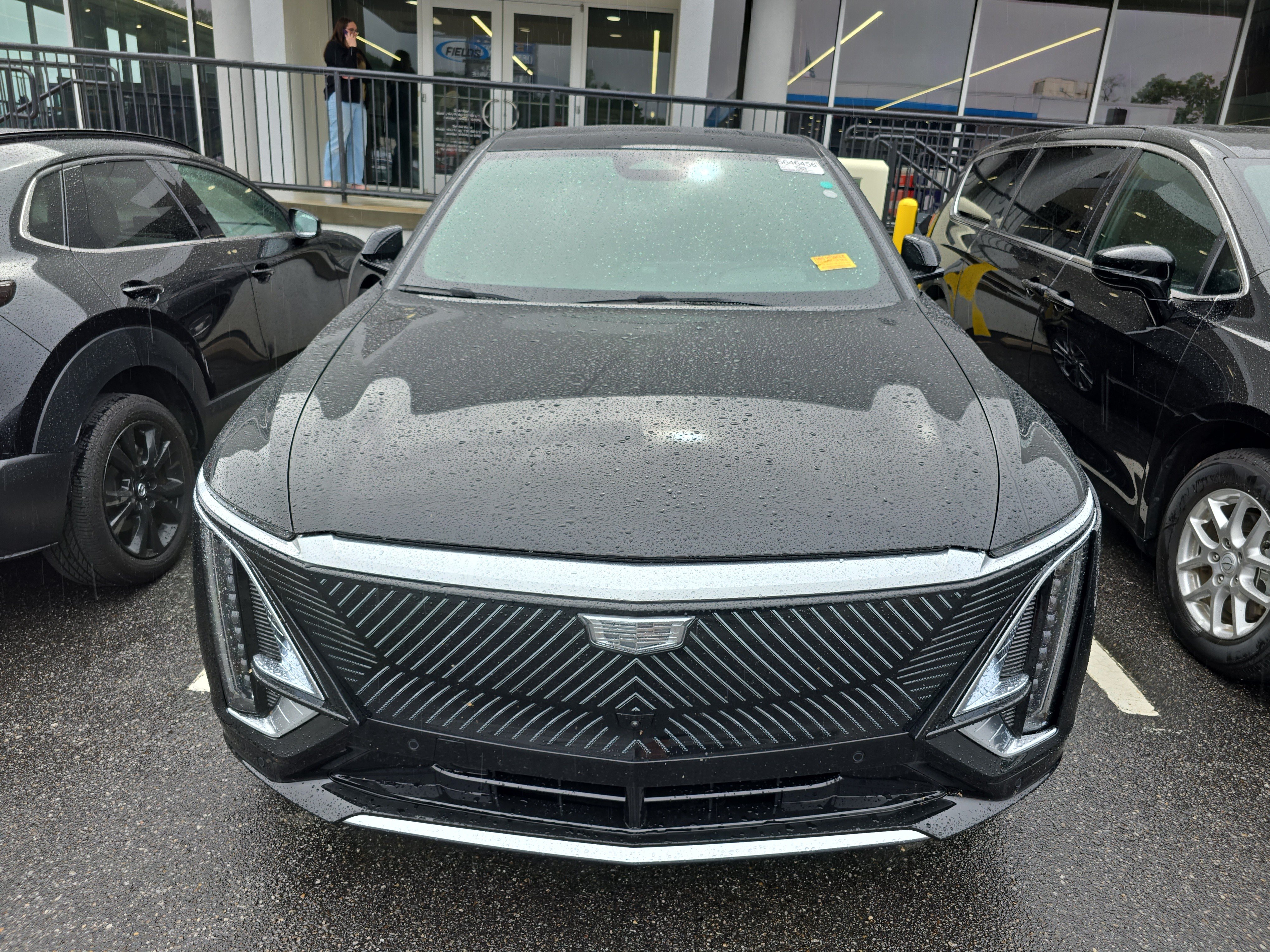 Used 2026 Cadillac Lyriq Signature Luxury w/ Nappa Leather Package AWD/4WD image 2