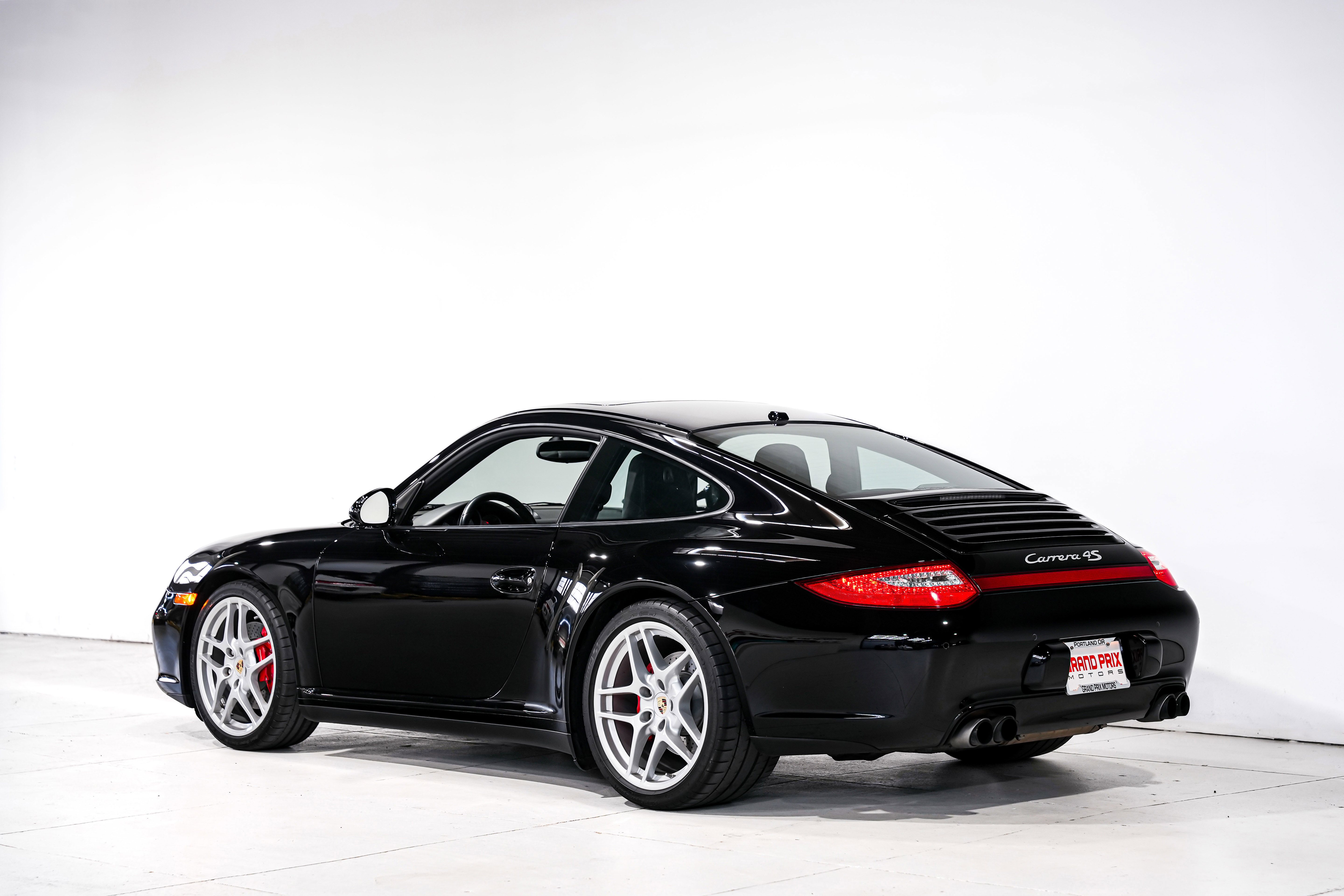 Used 2011 Porsche 911 Carrera 4S image 8