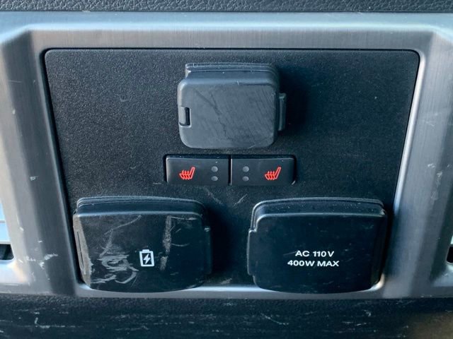 Used 2020 Ford F150 Platinum w/ Technology Package AWD/4WD image 17