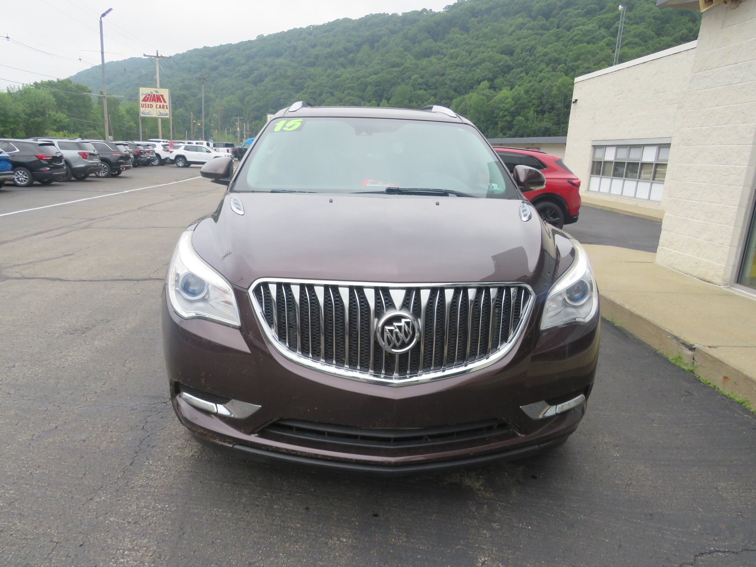Used 2015 Buick Enclave Leather w/ Trailering Package AWD/4WD image 2