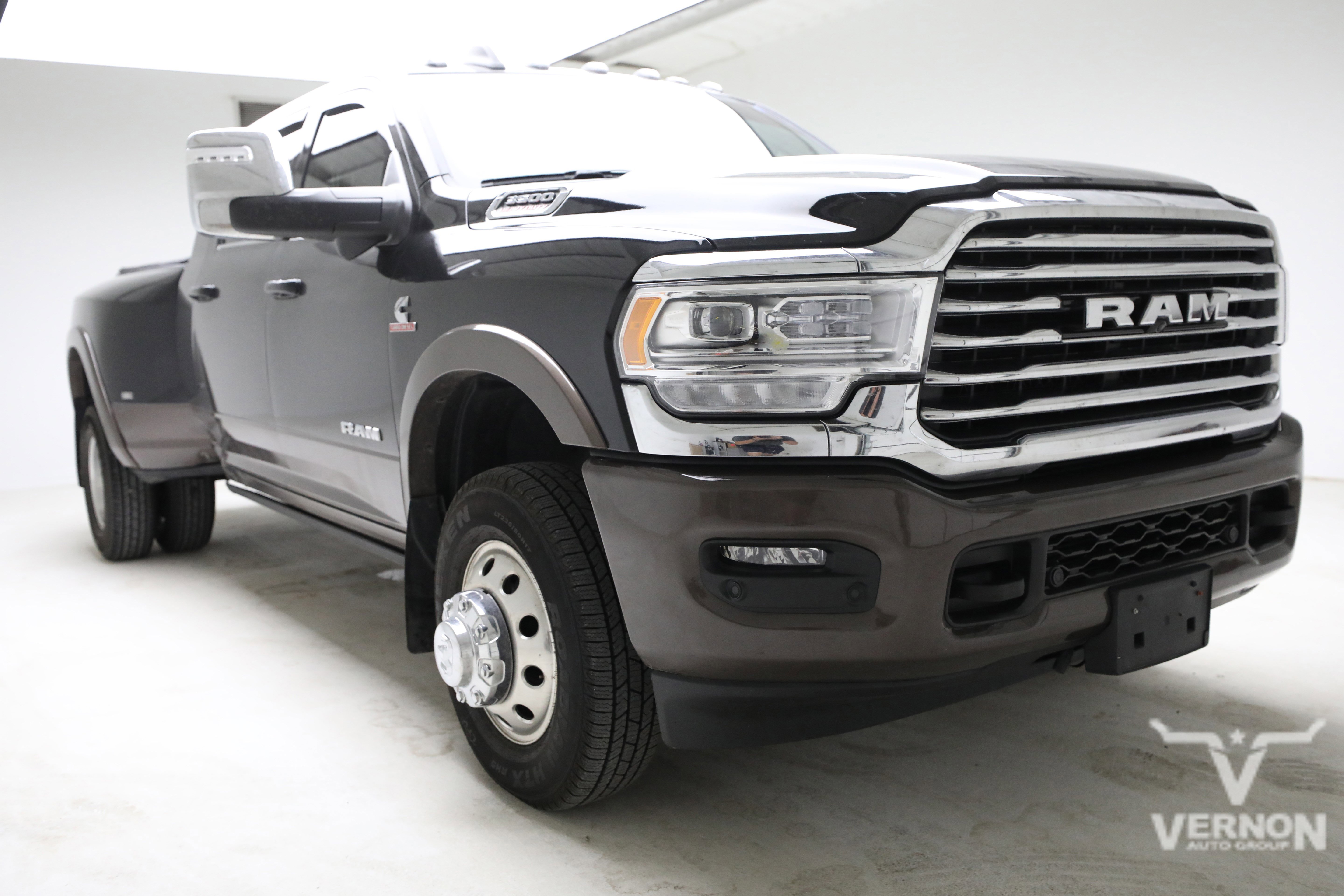 Used 2024 RAM 3500 Limited w/ Safety Group image 7