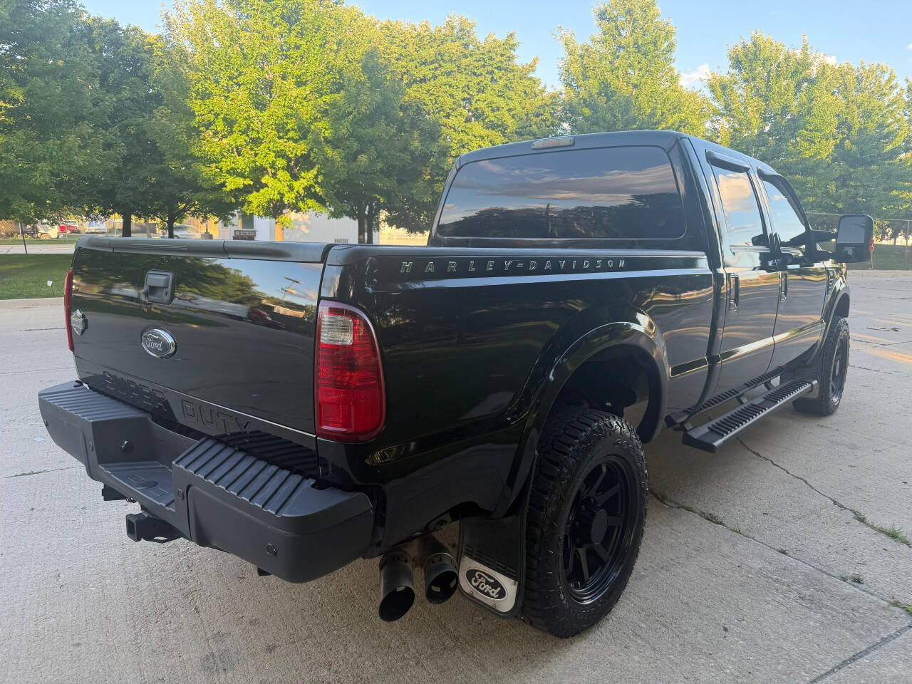 Used 2009 Ford F350 Lariat AWD/4WD image 6