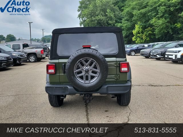Used 2024 Jeep Wrangler Unlimited Sport AWD/4WD image 4