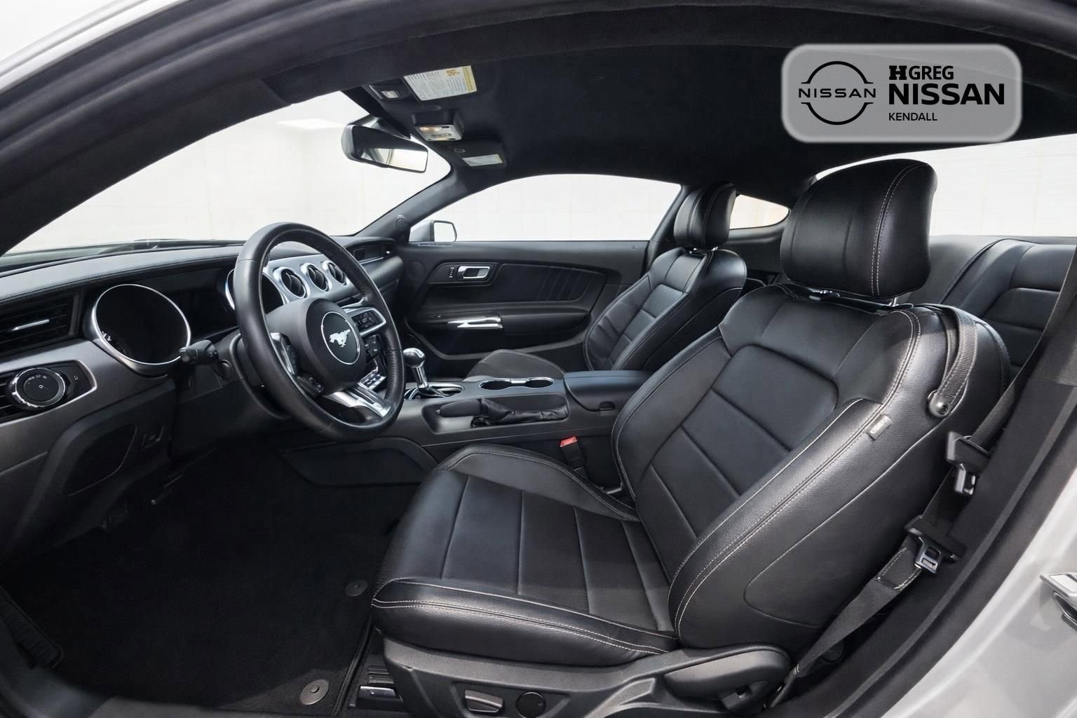 Used 2023 Ford Mustang Premium RWD image 7