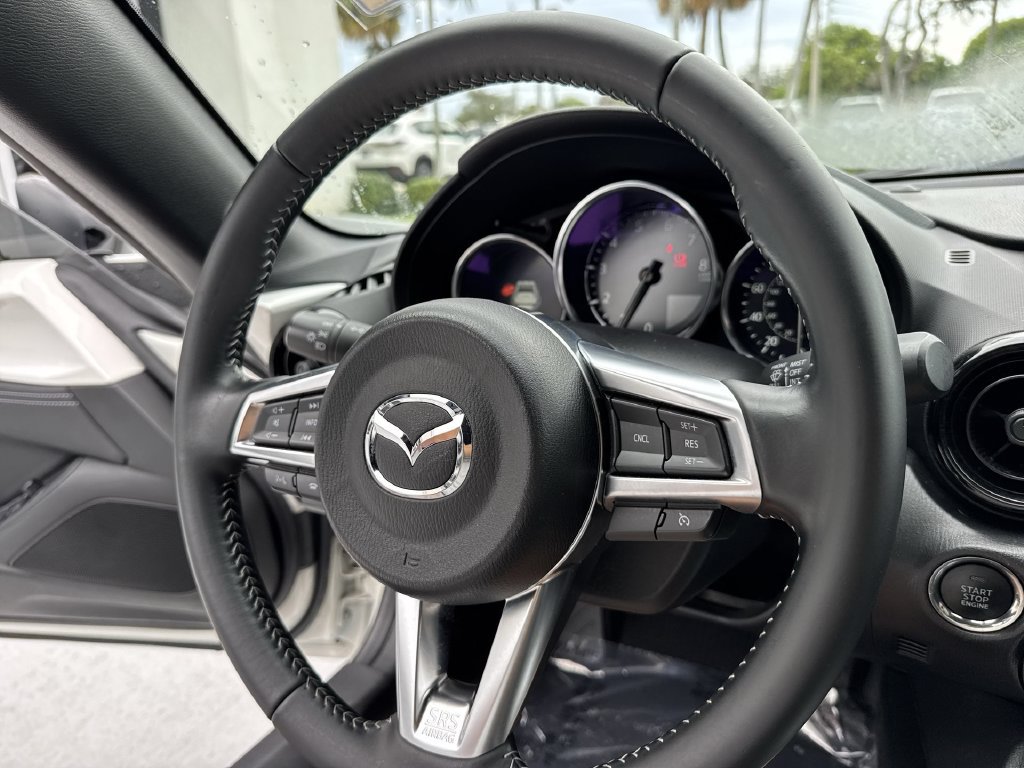 Used 2024 MAZDA MX-5 Miata RF Club w/ Weather Package RWD image 52
