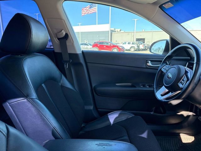 Used 2019 Kia Optima S w/ S Panoramic Sunroof Package image 14