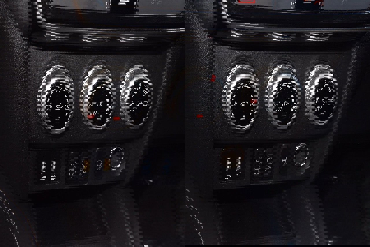 Used 2020 Mitsubishi Outlander Sport SE image 28