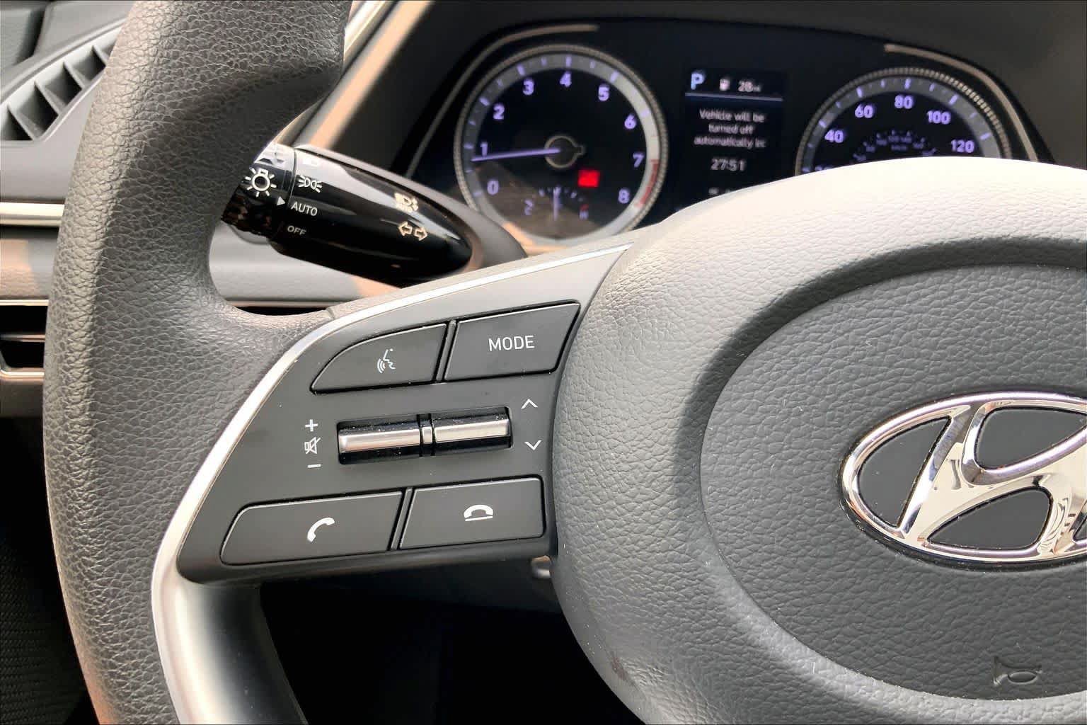 Used 2022 Hyundai Sonata SEL w/ Preferred Accessory Package FWD image 23