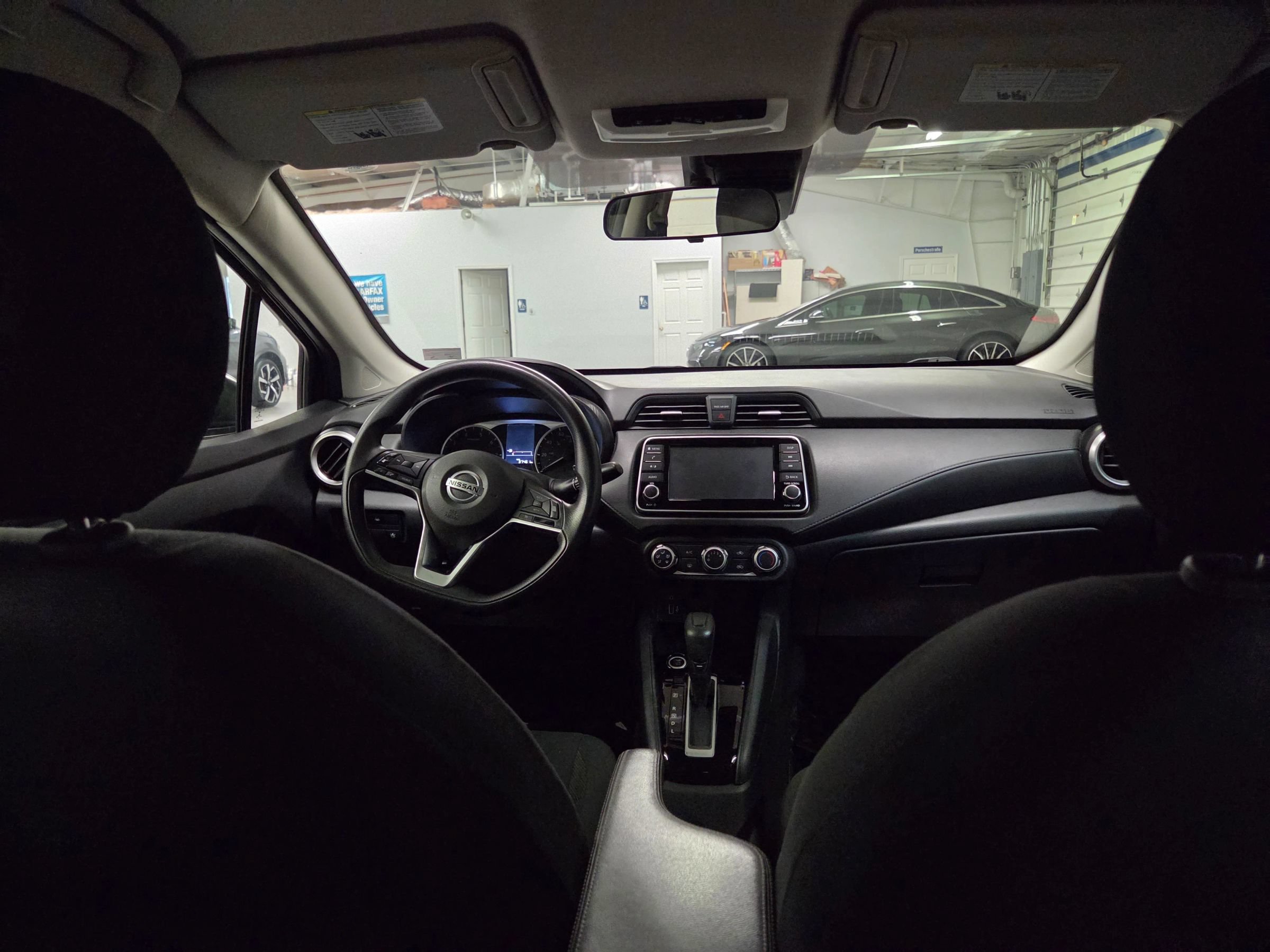 Used 2020 Nissan Versa S FWD image 31