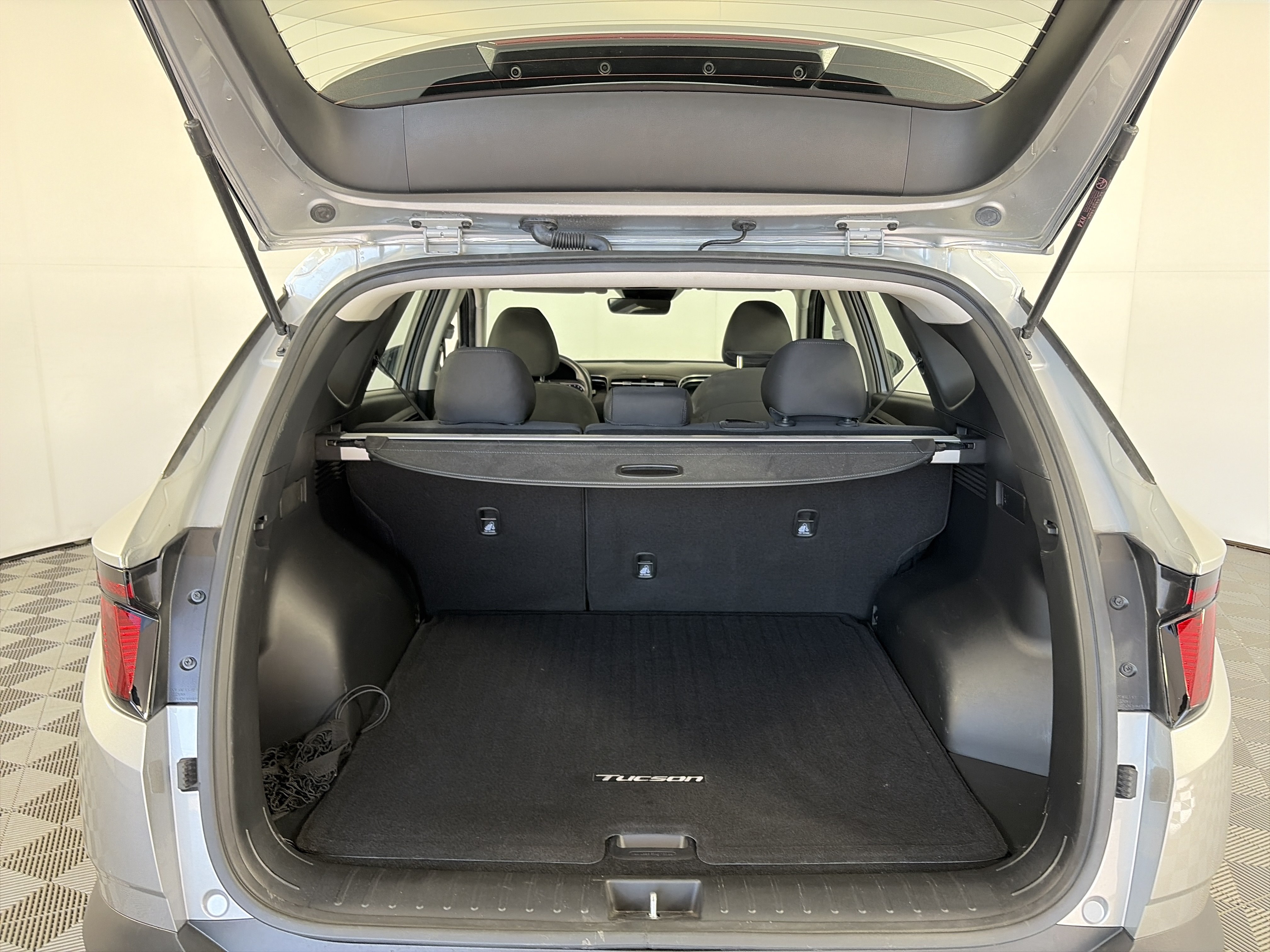 Certified 2024 Hyundai Tucson SE FWD image 15