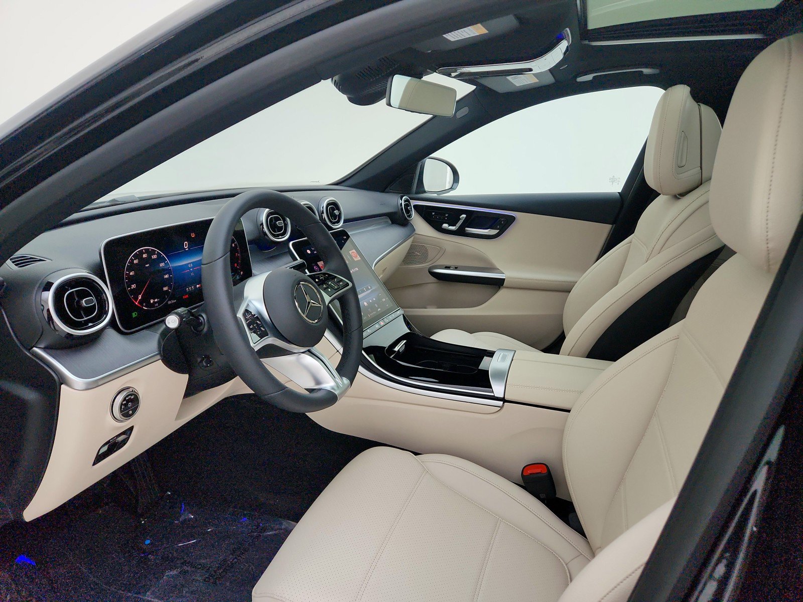 Certified 2025 Mercedes-Benz C 300 Sedan image 9