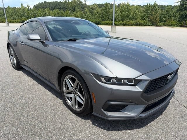 Used 2024 Ford Mustang Coupe RWD image 4