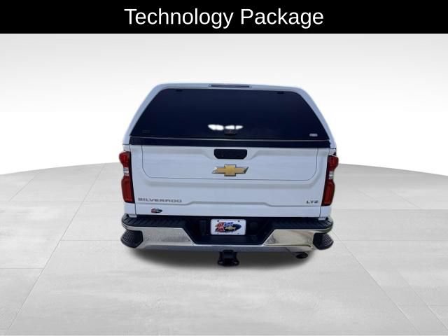 Used 2022 Chevrolet Silverado 2500 LTZ w/ LTZ Premium Package AWD/4WD image 6
