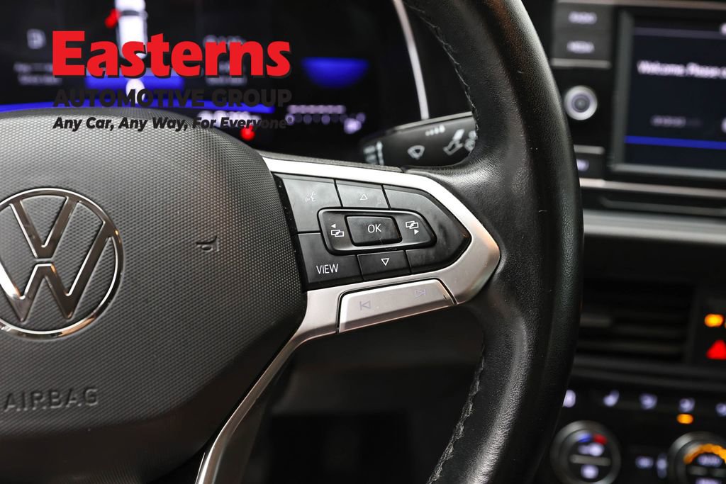 Used 2024 Volkswagen Jetta SE FWD image 16