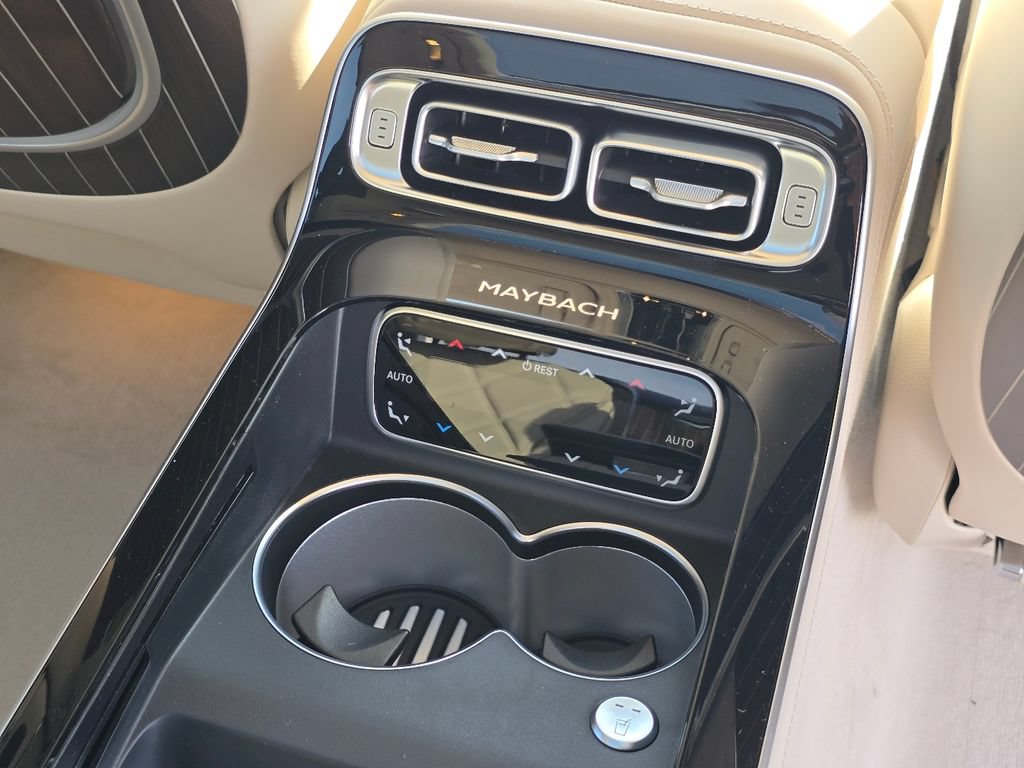 New 2026 Mercedes-Benz Maybach S 580 4MATIC image 36