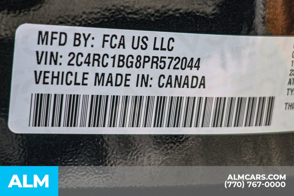 Used 2023 Chrysler Pacifica Touring-L image 65