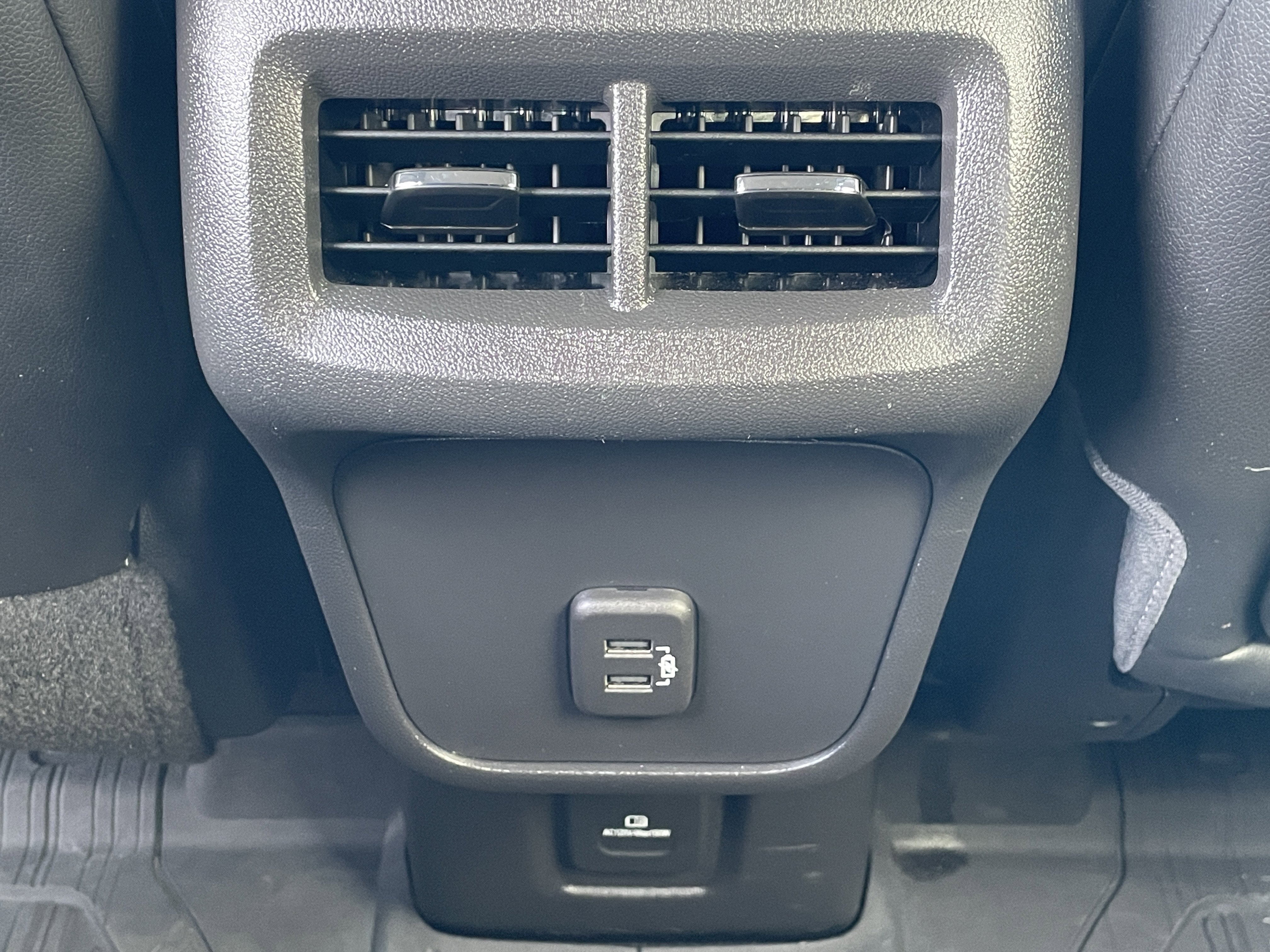Used 2021 GMC Terrain SLT image 15