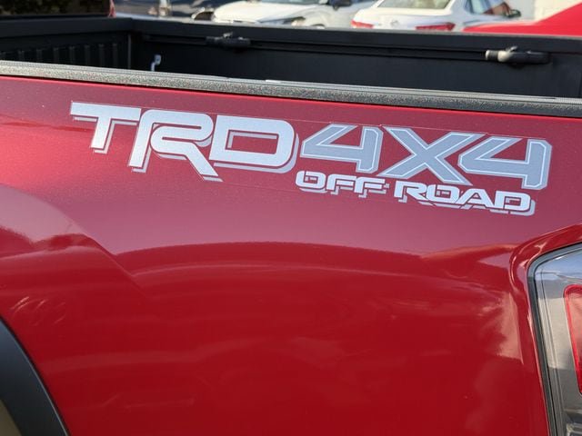 Used 2021 Toyota Tacoma TRD Off-Road AWD/4WD image 9