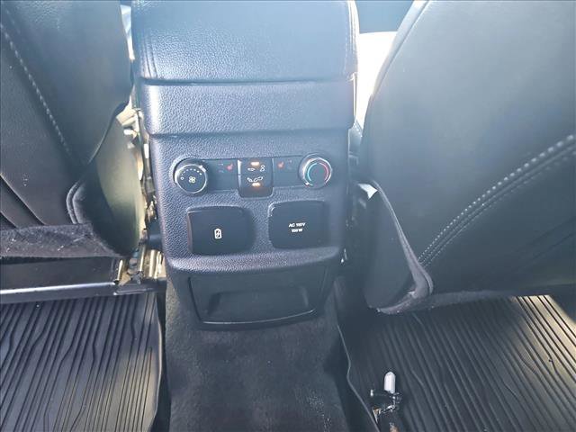 Used 2018 Ford Explorer Limited image 18
