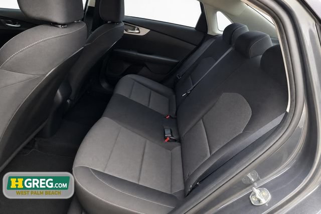 Used 2022 Kia Forte LXS w/ LXS Technology Package FWD image 16