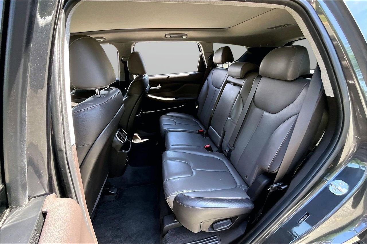 Used 2020 Hyundai Santa Fe Limited FWD image 23