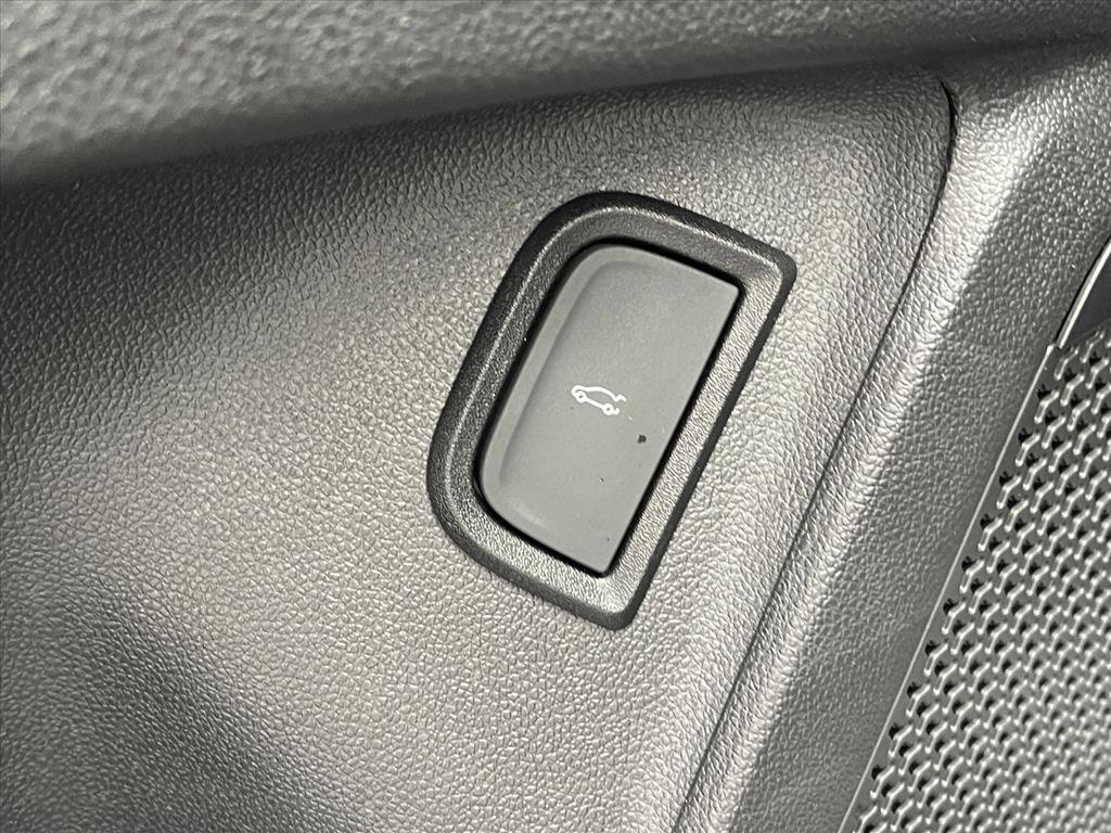 Certified 2024 Chevrolet Blazer EV LT image 9