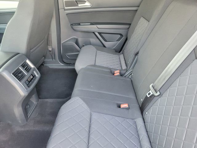 Used 2018 Volkswagen Atlas S image 9