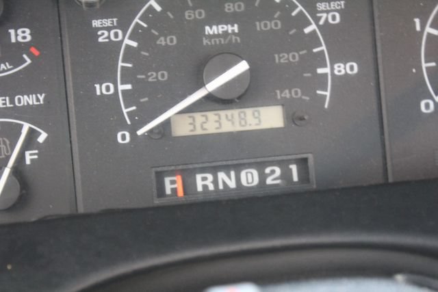 Used 1995 Ford F350 4x4 Regular Cab image 24
