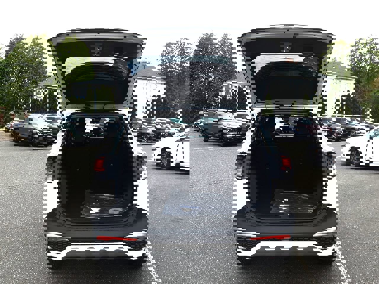 Certified 2023 Kia Sportage EX image 11