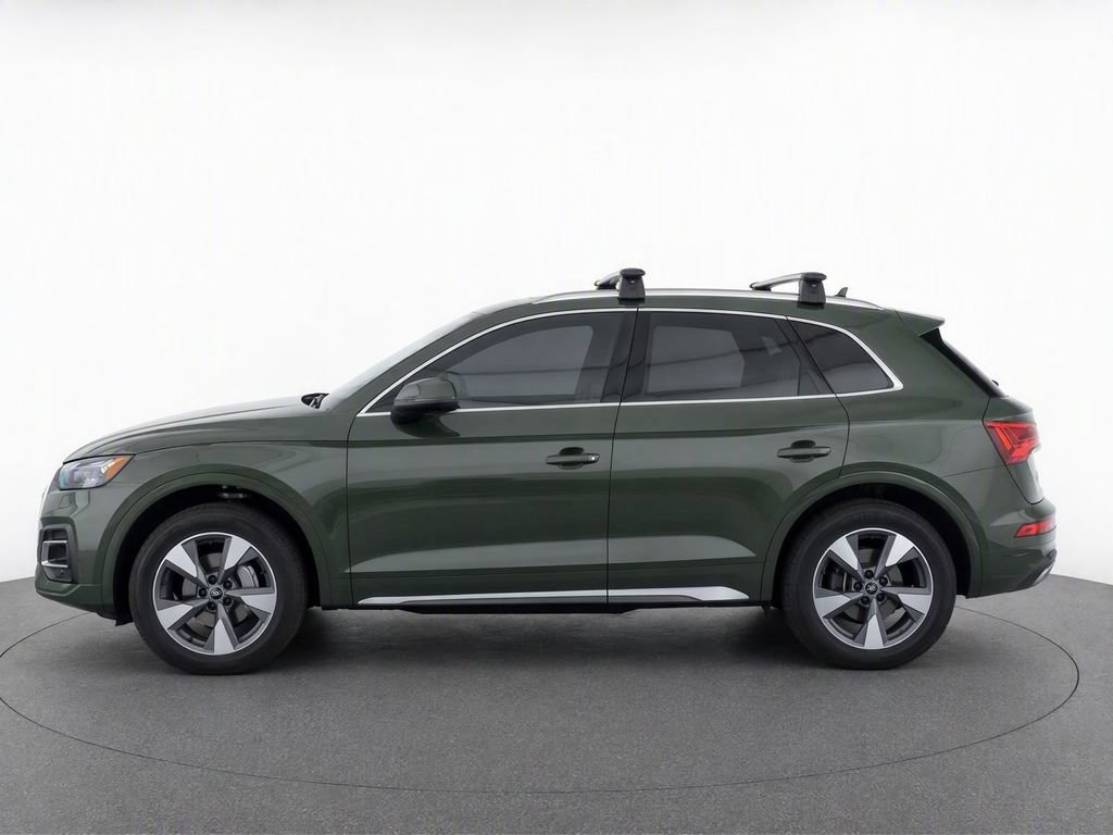 Used 2023 Audi Q5 2.0T Premium Plus w/ Premium Plus Package AWD/4WD image 3