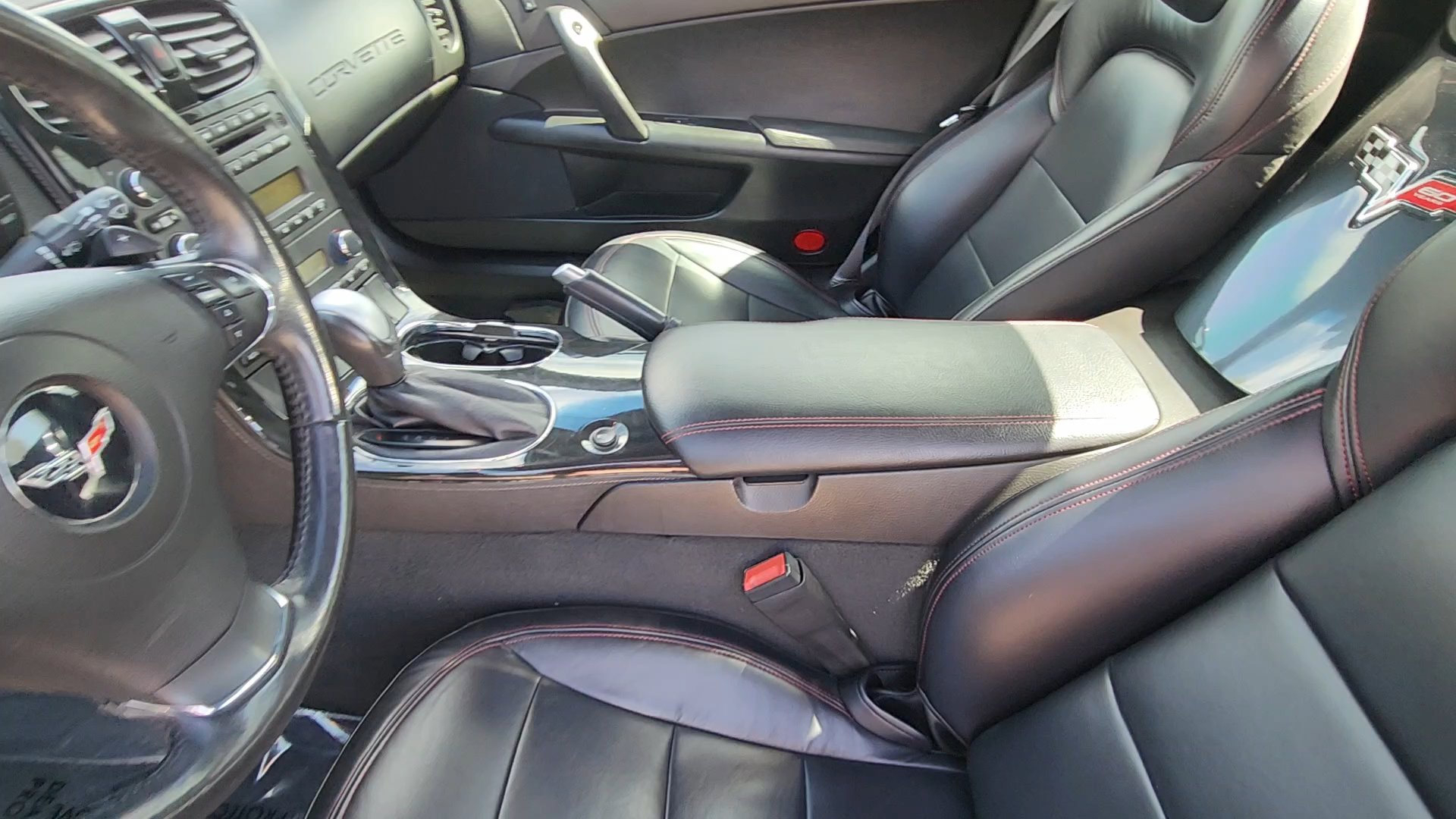 Used 2013 Chevrolet Corvette Convertible RWD image 32