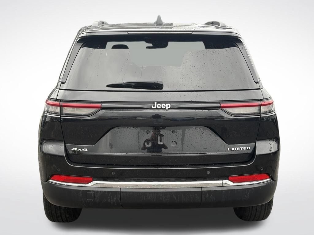 Used 2025 Jeep Grand Cherokee Limited AWD/4WD image 8