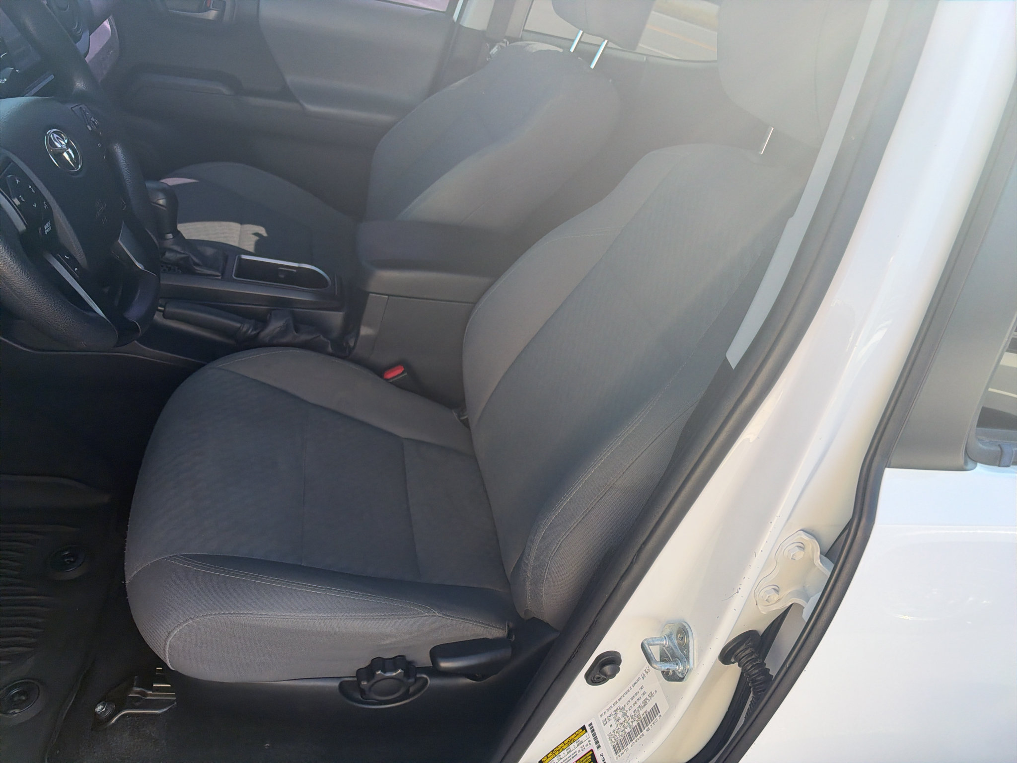 Used 2021 Toyota Tacoma SR w/ SR Convenience Package RWD image 17