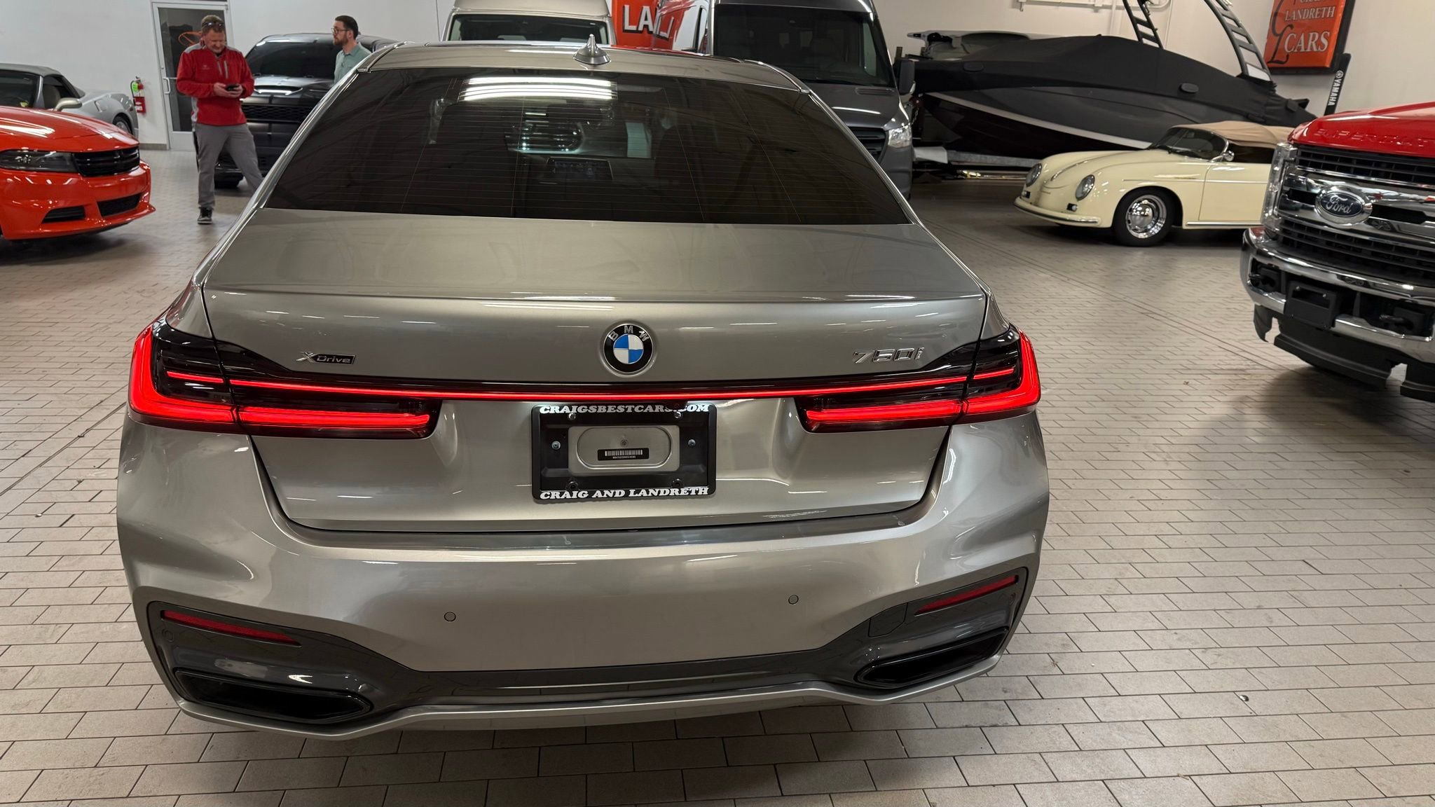 Used 2021 BMW 750i xDrive w/ Executive Package image 7