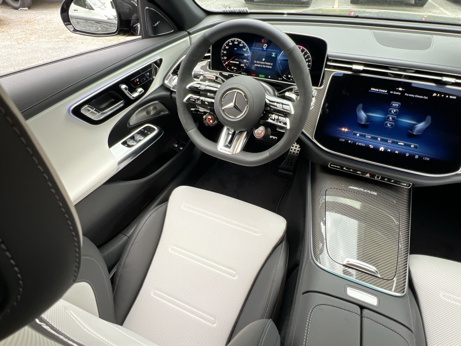 New 2026 Mercedes-Benz E 53 AMG e 4MATIC Sedan image 19