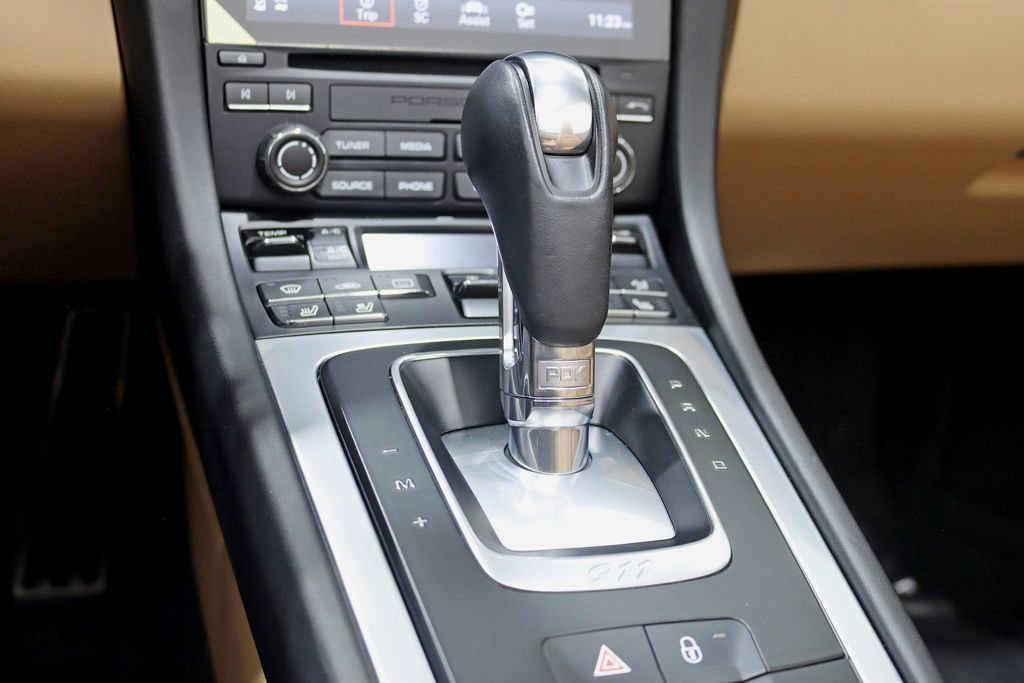 Used 2018 Porsche 911 Turbo image 25