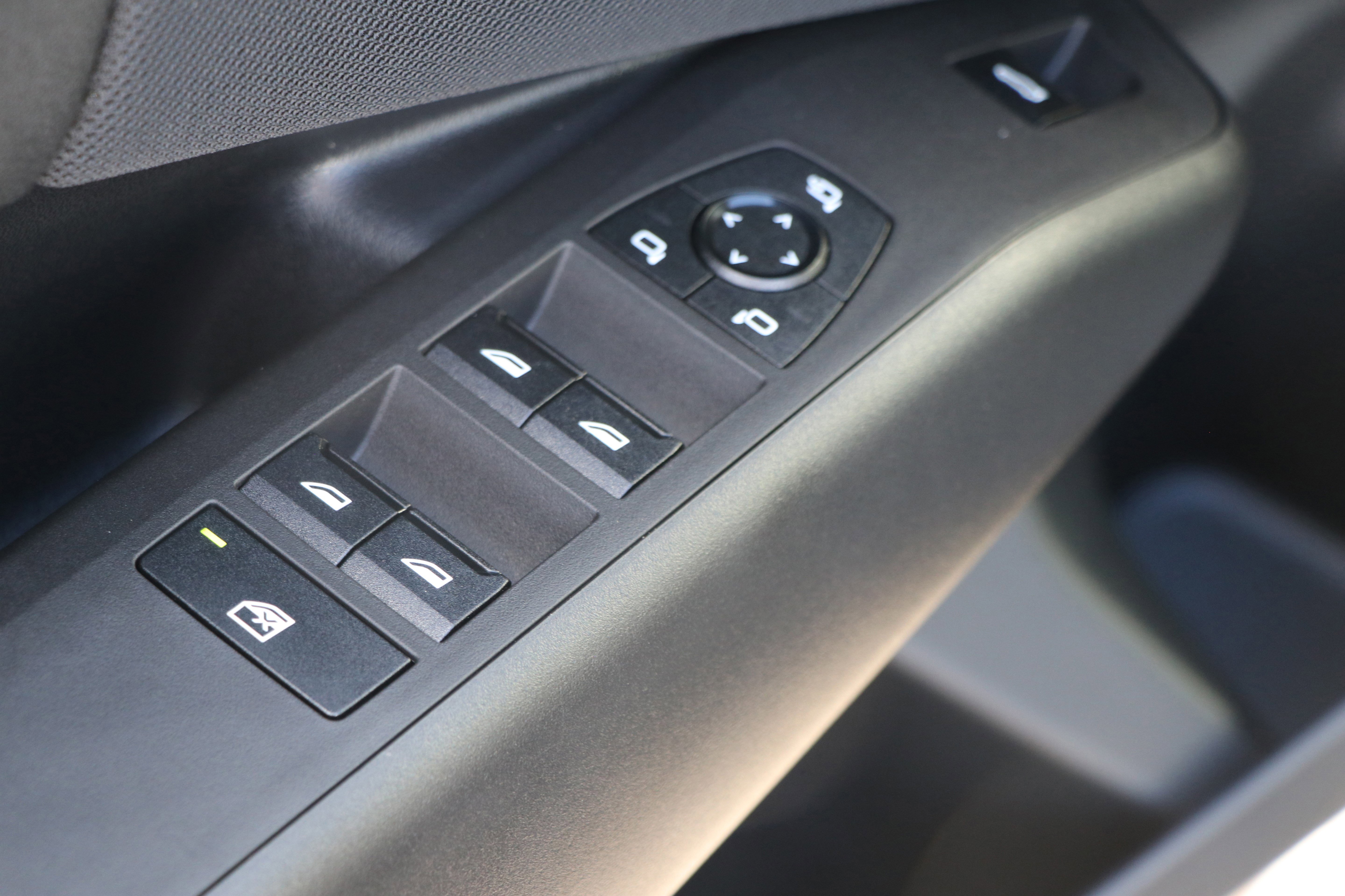 Certified 2025 BMW X3 xDrive30i w/ Premium Package image 27