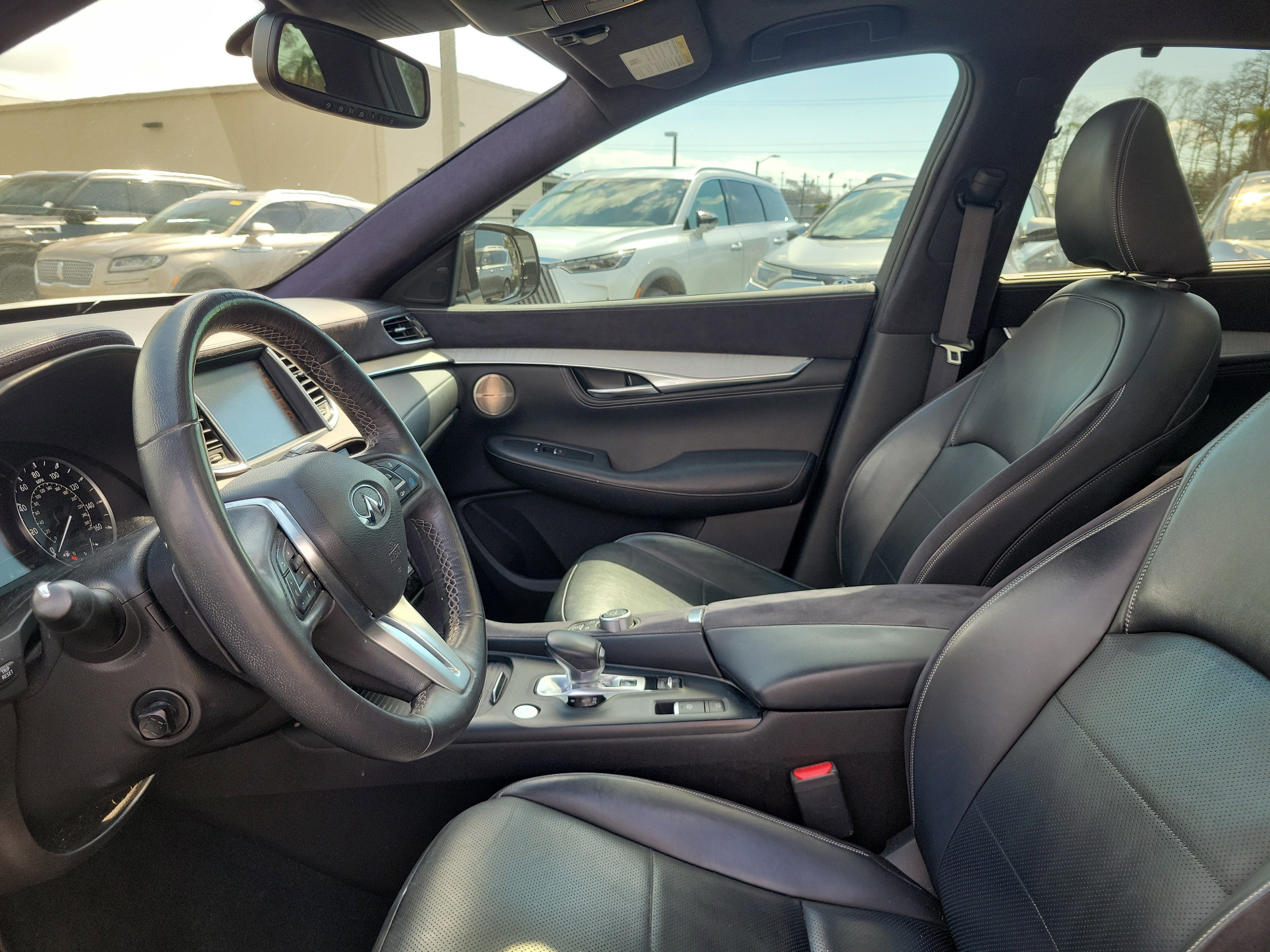 Used 2019 INFINITI QX50 Essential w/ Sensory Package image 15