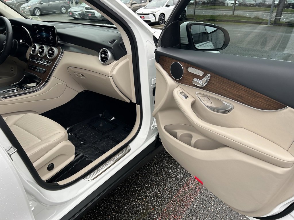 Used 2022 Mercedes-Benz GLC 300 GLC 300 image 15