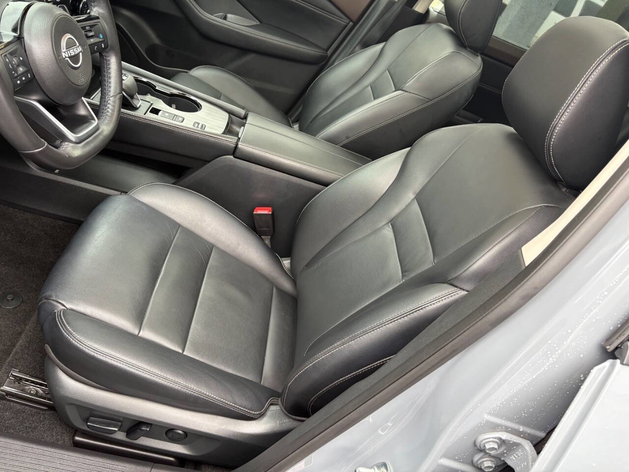 Used 2023 Nissan Rogue SL w/ SL Premium Package image 27