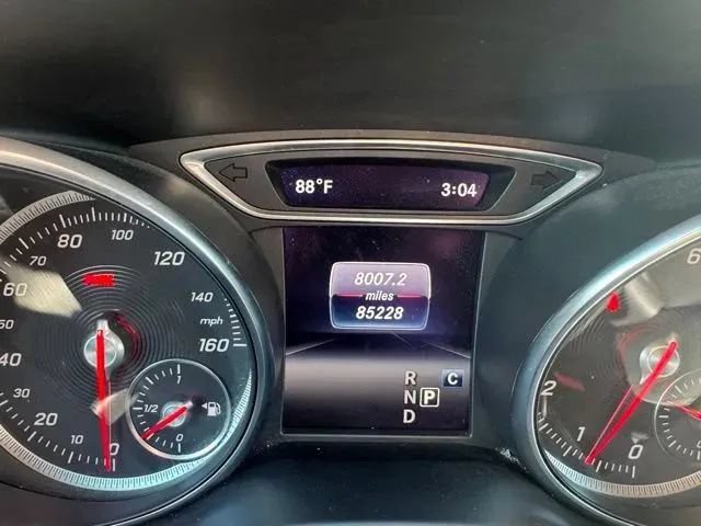 Used 2021 Mercedes-Benz GLA 250 4MATIC image 21