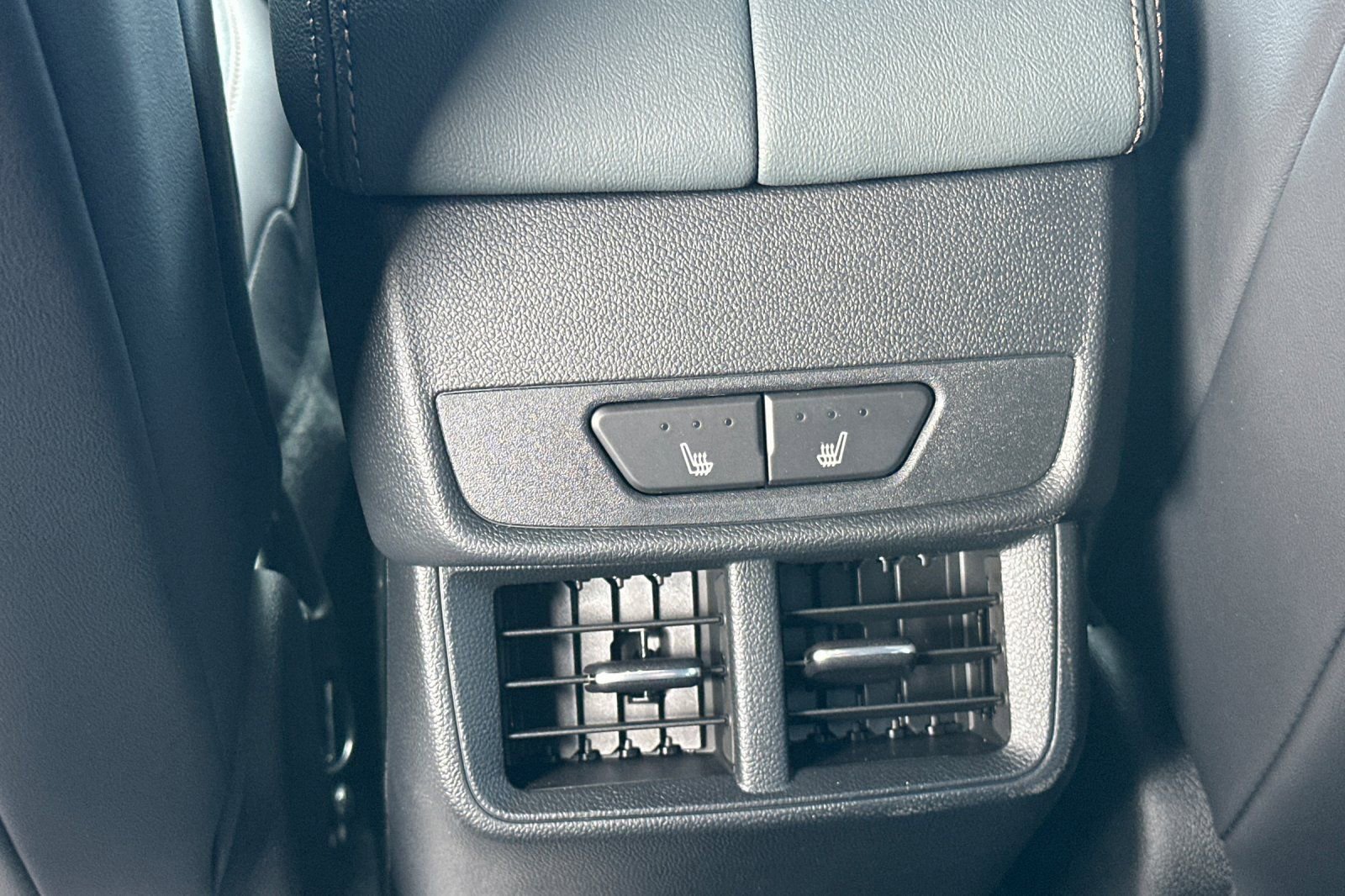 New 2026 GMC Terrain AT4 w/ Convenience Package III AWD/4WD image 13