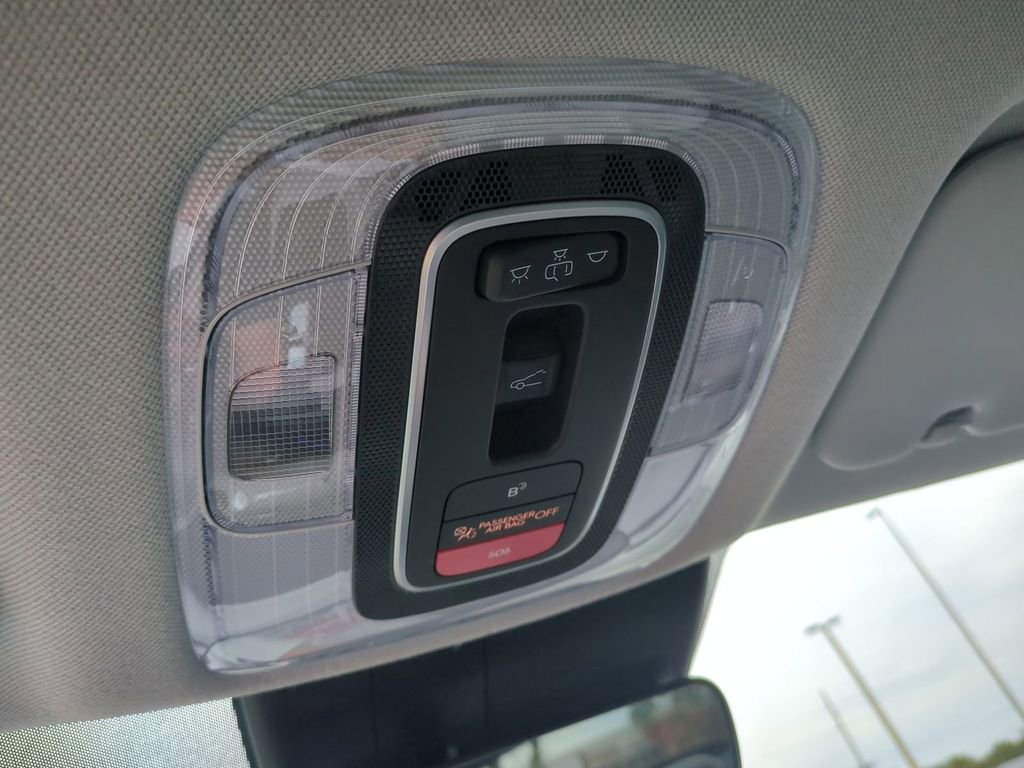 New 2026 Hyundai Elantra Limited image 23