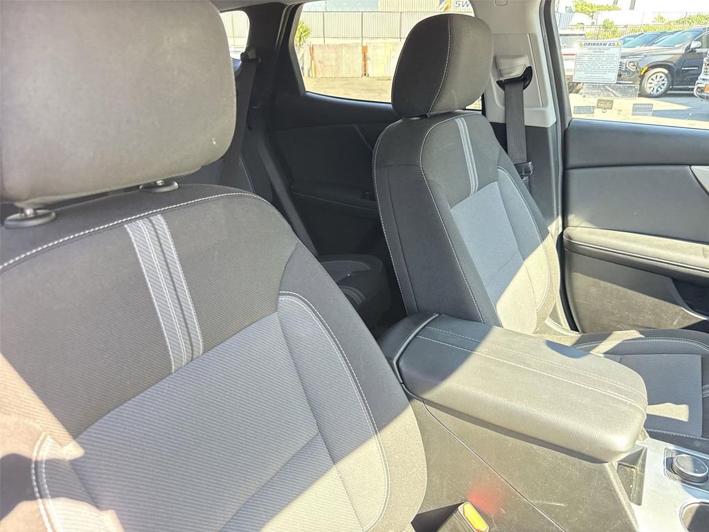 Used 2024 Chevrolet Blazer LT image 25