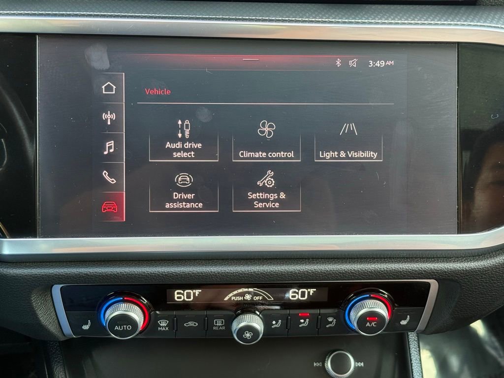 Used 2020 Audi Q3 2.0T Premium image 33