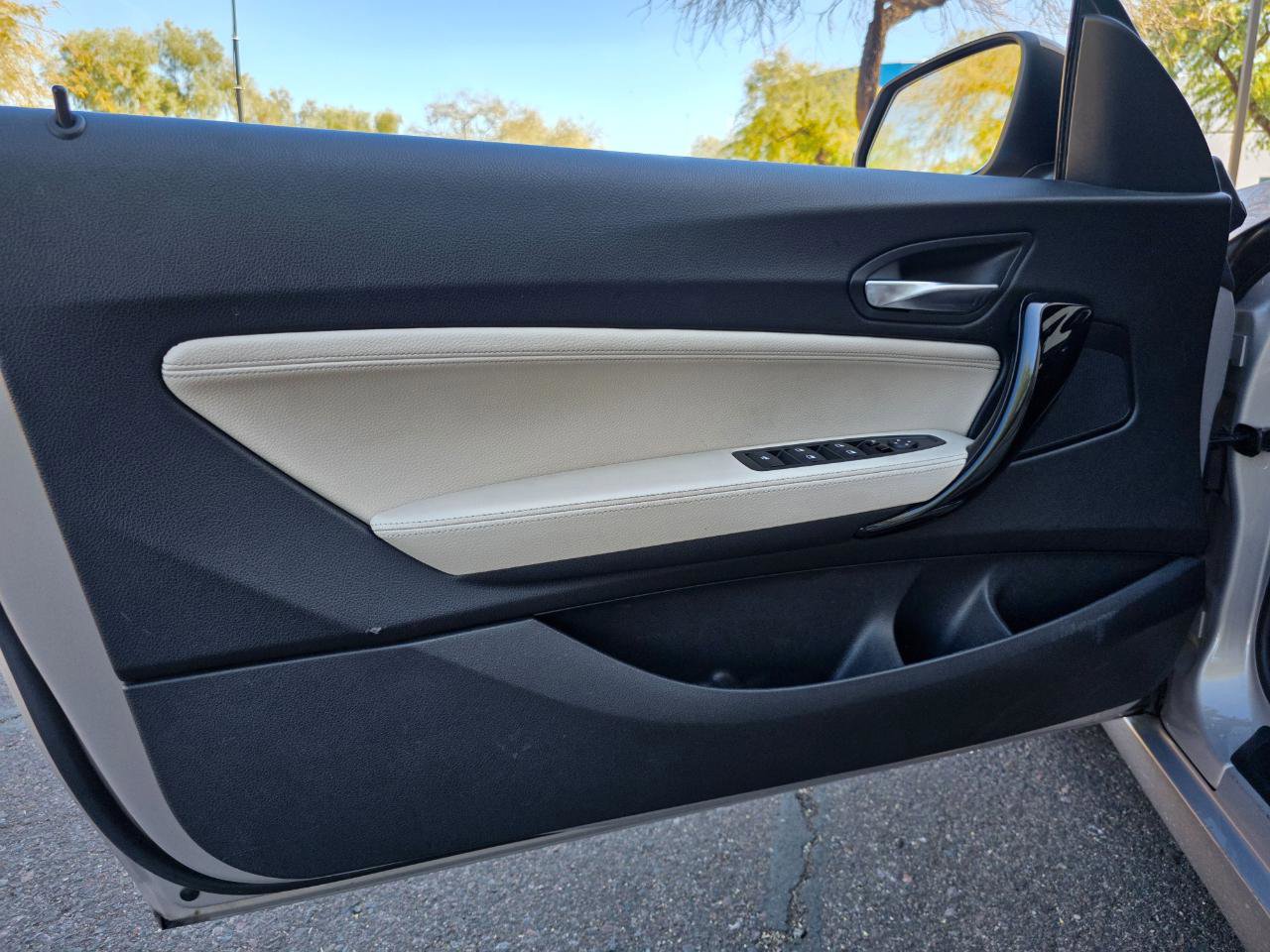 Used 2017 BMW 230i Convertible image 32